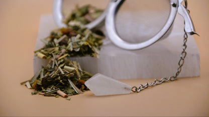 Teeei mit Edelstein Anhänger | geschliffen