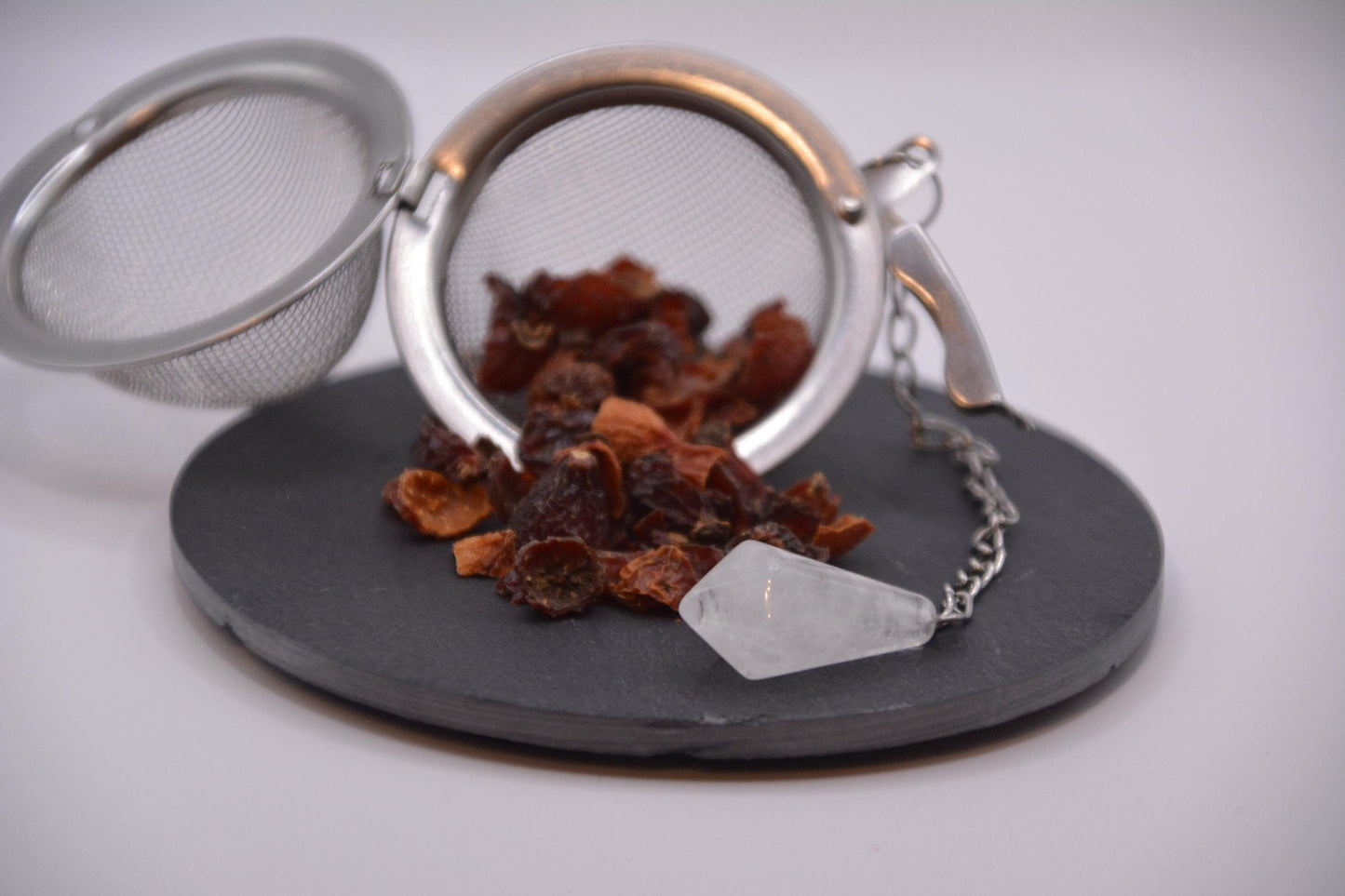 Teeei mit Edelstein Anhänger | geschliffen