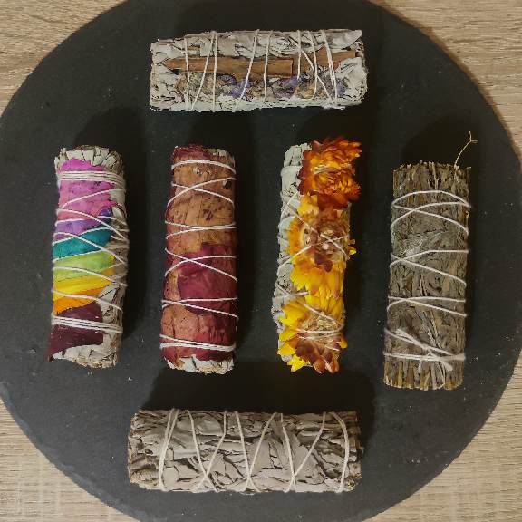 Räucherset | Weißer Salbei, Palo Santo, Räucherstäbchen