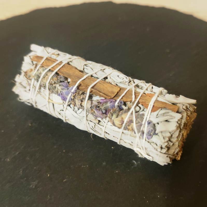 Räucherset | Weißer Salbei, Palo Santo, Räucherstäbchen